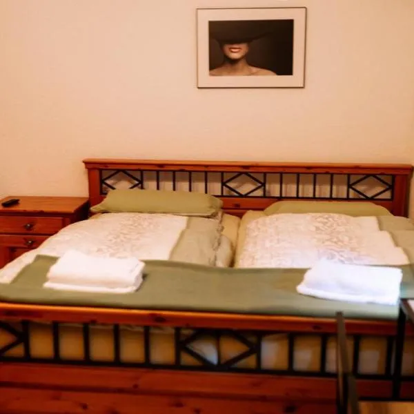 Moderne Landwohnung - Pension - Top Lage, hotell sihtkohas Gottmadingen