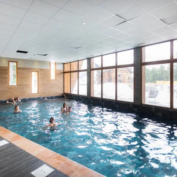 Hôtel Club mmv Altitude ****, hotel in Arc 2000