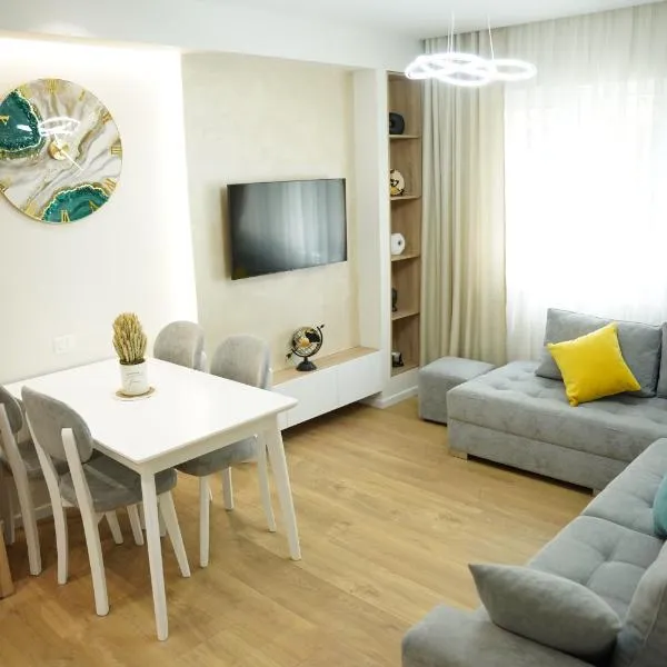 Feel Home Apartment, hotel in Tirana