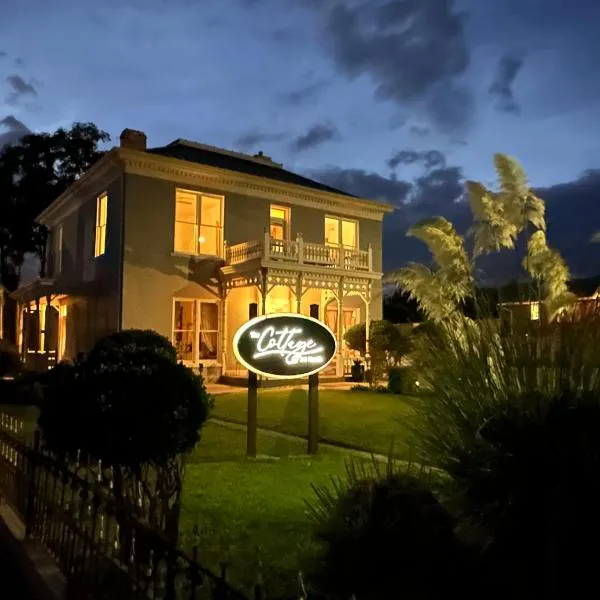 The Cottage at 241 North, hôtel à Saint George