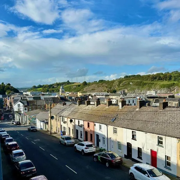 Overlooking city centre apt, hotel in Waterford