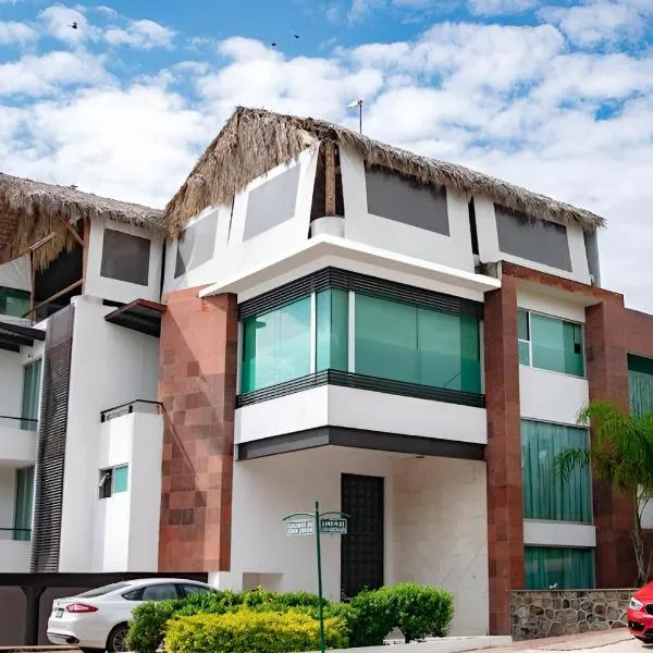 Giakor Suites - Gran Jardín, hotel in León