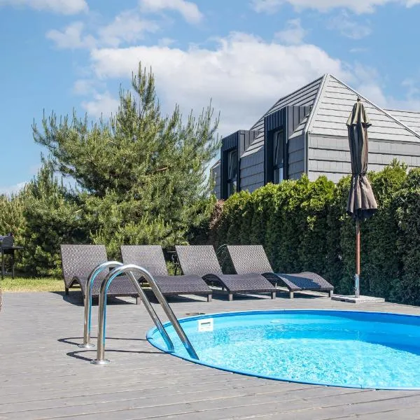 Villa with private pool Laumes juosta, hotel en Palanga
