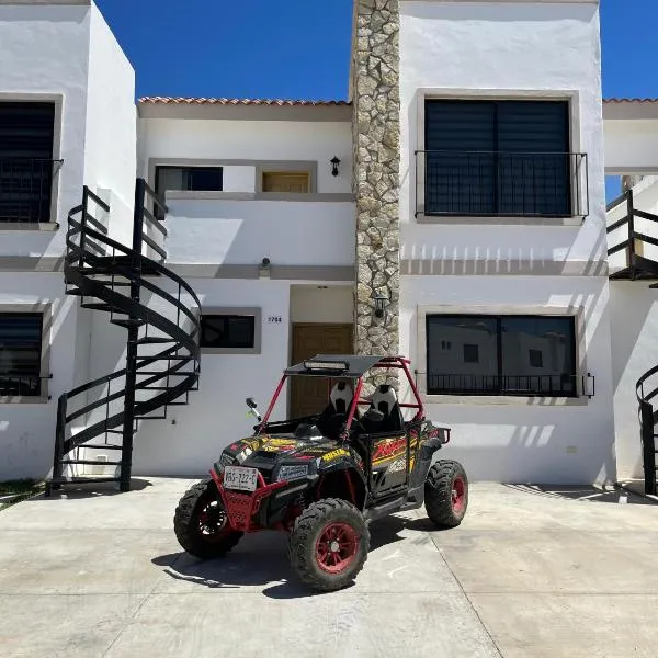 Depto. totalmente nuevo y amueblado，位于马萨特兰的酒店