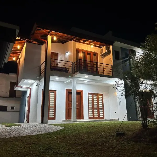 Bolgoda Lake Villa, hotel in Moratuwa