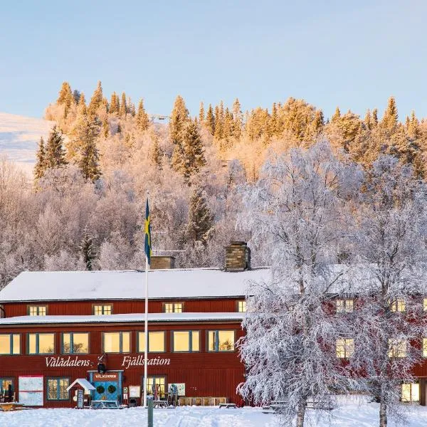 瓦拉达兰斯车站旅馆，位于Vålådalen的酒店