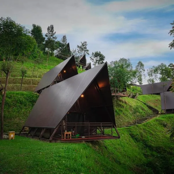 Kema Merbabu powered by Cocotel, hotel in Kembang