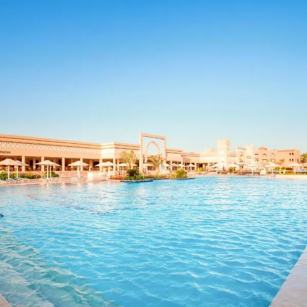 منتجع بيكالباتروس أكوا فيستا - الغردقة، فندق في الغردقة