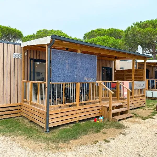 Estivo Premium Deluxe mobile homes on Camping Malibu Beach, ξενοδοχείο στο Τζεσόλο Λίντο