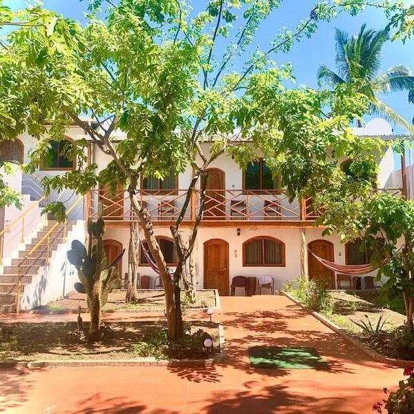 Hostal White House Galapagos, Hotel in Puerto Ayora