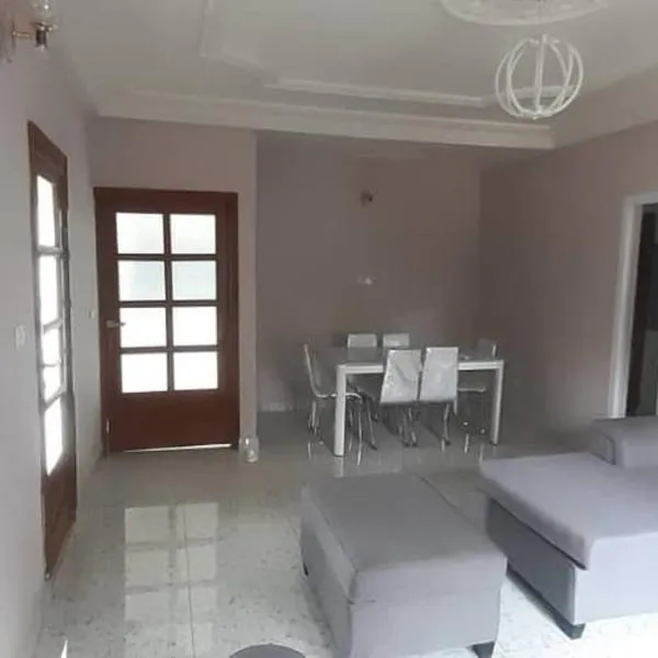 MediSweet Apartments Meublés, hôtel à Yaoundé