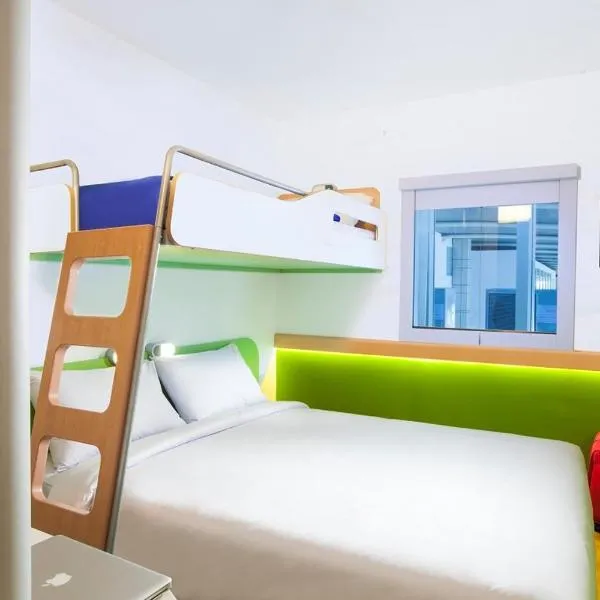 Cordia Hotel Makassar Airport, hotel a Makassar