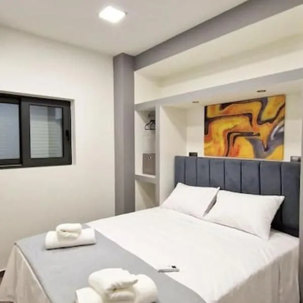 Faronita - Luxury apt in the heart of Kalamata, Hotel in Kalamata