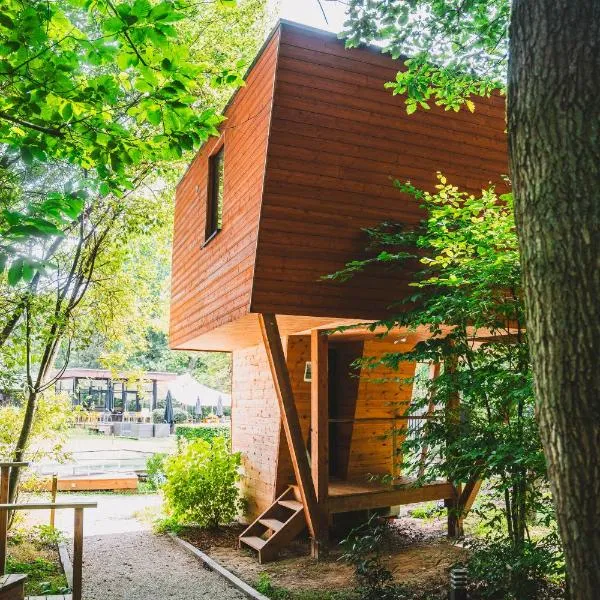 Utopia Village - Art & Nature Lodges, hotel in Mons
