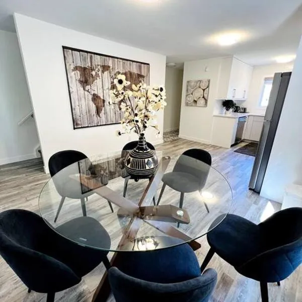 Walking distance to St Boniface, easy parking, Hotel in Winnipeg