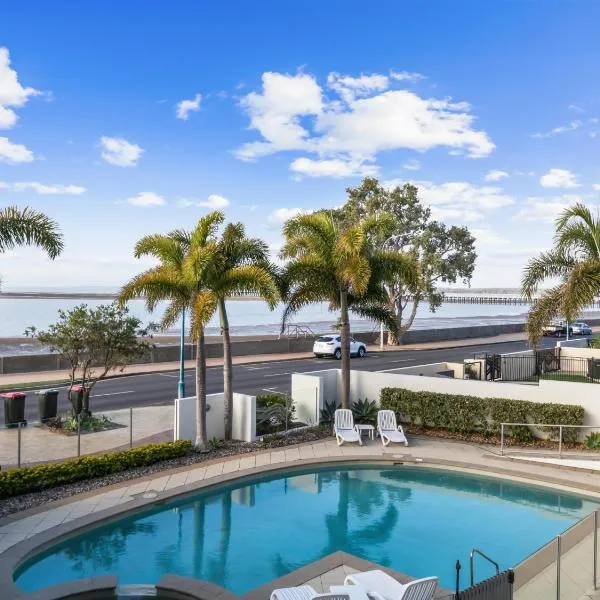 Pier One Waterfront Apartment, ξενοδοχείο σε Urangan