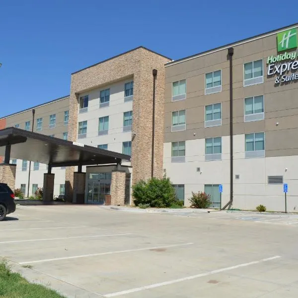 Holiday Inn Express & Suites - Liberal by IHG, хотел в Либерал