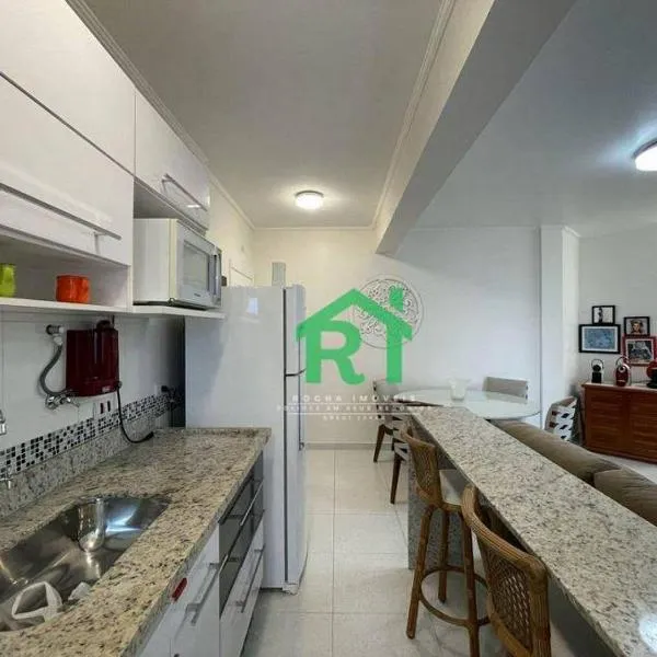 Apartamento dois dormitórios Praia das Pitangueiras, hotel v destinaci Guarujá