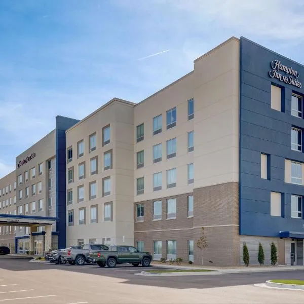 Hampton Inn & Suites Williamstown Ark Encounter, Ky, hotel v destinaci Williamstown