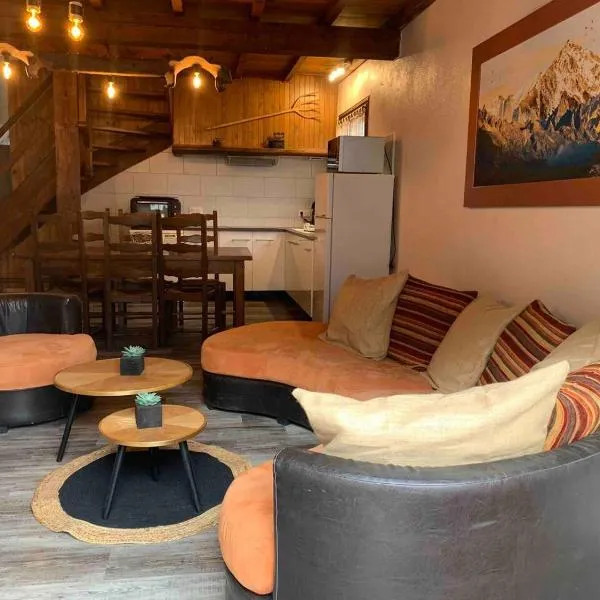 Maison de montagne, Hotel in Auzat