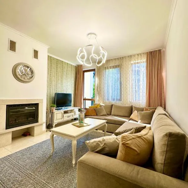Vintage De Lux, Top Location, 2Bdr Grand Monastery, Pamporovo, hotel in Pamporovo