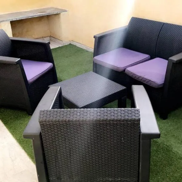 Studios moderne et spacieux, hotel in Morières-lès-Avignon