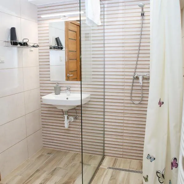 Madison Vendégház 1, Hotel in Kisvárda