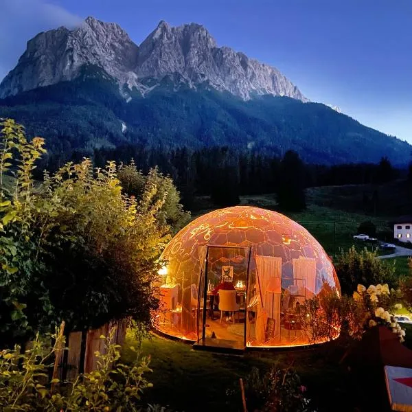 Bayern Resort Hotel - Adults only - mit Zugspitzblick - Eibsee-Nähe - Wellnessbereich - Naturpool im Sommer, hotel v destinaci Grainau
