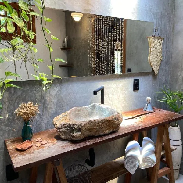 Quintal da Cuiarana - 50M da praia principal de Alter do Chão, hotel in Alter do Chao