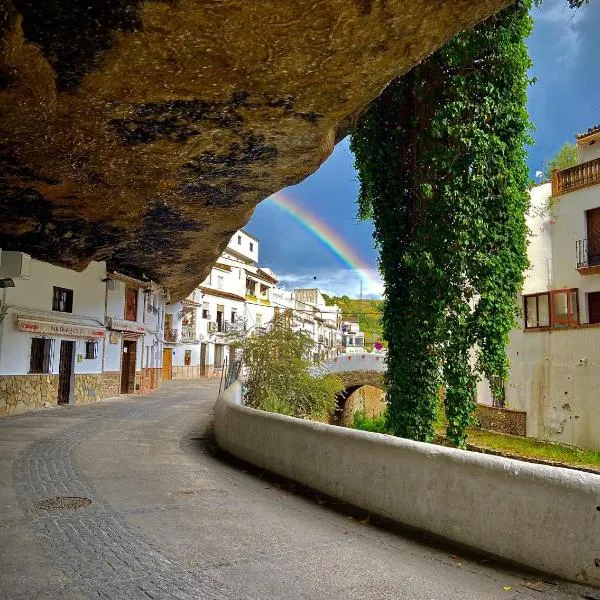 Casa Cuevas del Sol, hotel in Setenil