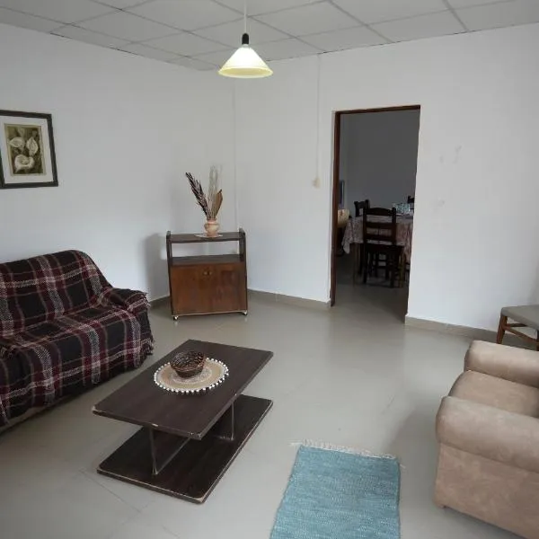 Casa amueblada en centro de Minas, Lavalleja, hotel v destinaci Minas