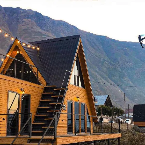 Magic Hut_Kazbegi, ξενοδοχείο σε Kazbegi