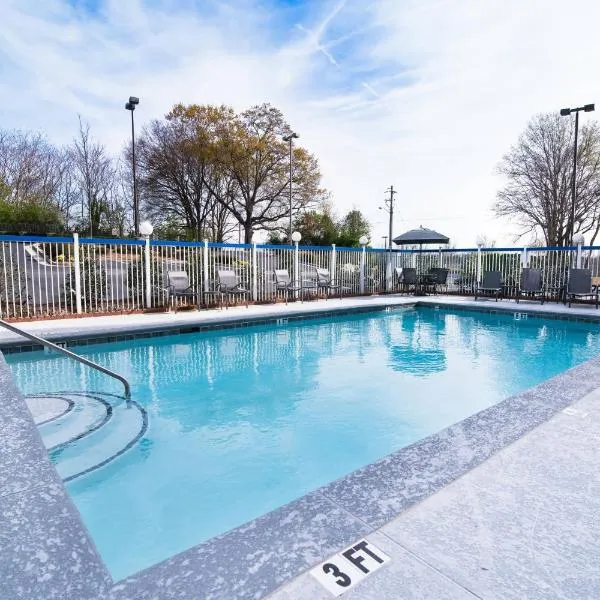 Fairfield Inn & Suites Atlanta Airport North, hotel in Atlanta