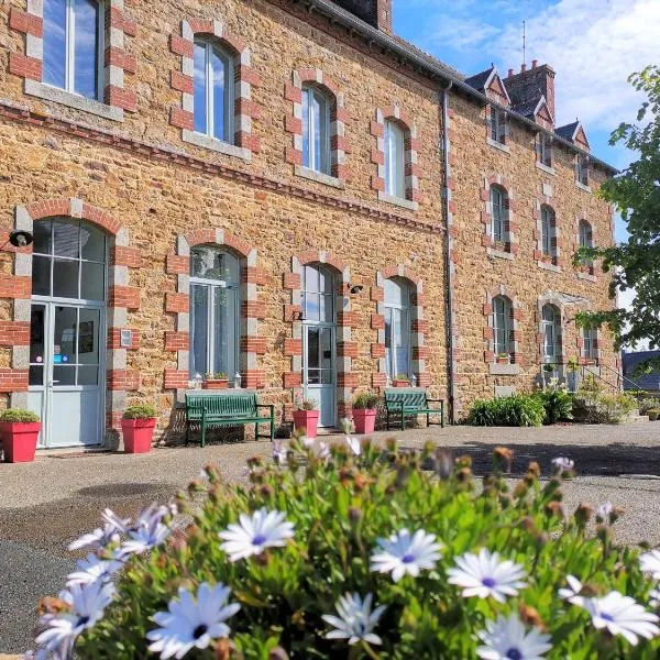 La Récréation - Chambres et Appartements, hotel v destinaci Châtelaudren