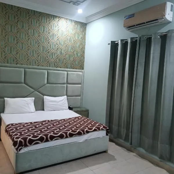 Hotel Taj Palace Multan, hotel in Multan