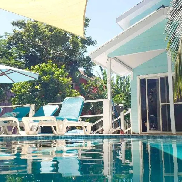 Hummingbirds Cabins, hotel in Caye Caulker