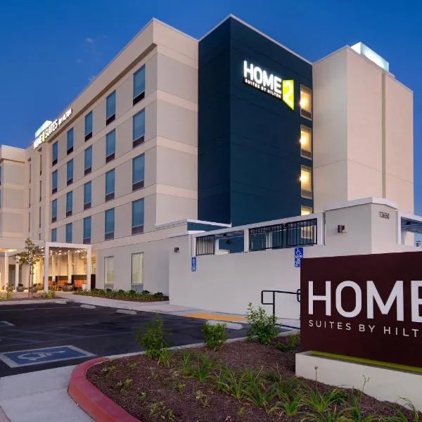 Home2 Suites By Hilton Garden Grove, hotel in Garden Grove