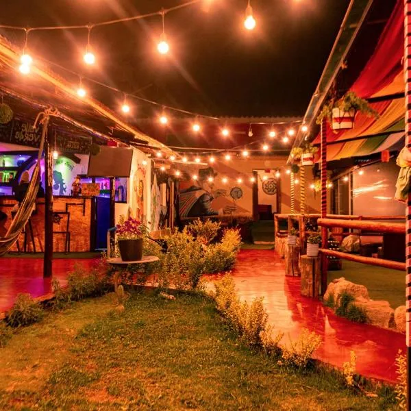 Valle verde, Hostel & camping, hotel v destinaci Urubamba