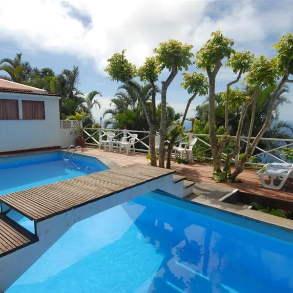 El Momo Cottages, hotel in Windwardside