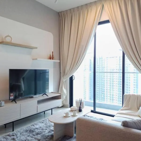 Lavile Premier Suite Cheras 5 - 6 pax 3R2B, hotel in Kuala Lumpur