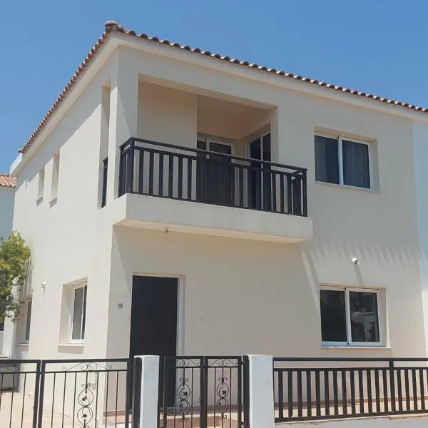 The T Villa, ξενοδοχείο στον Πρωταράς