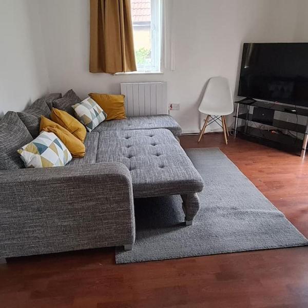 Private 2 Bed Flat close to EXCEL & CITY AIRPORT