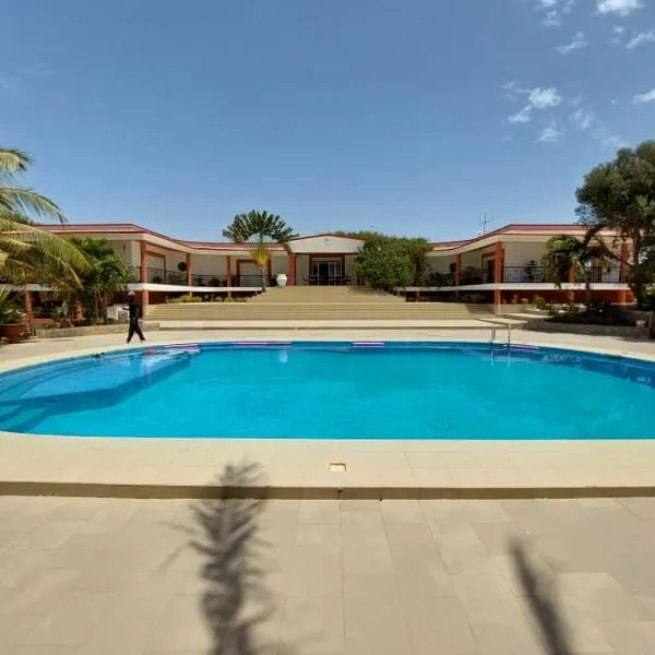 RESIDENCE BELIER, hotelli kohteessa Mbirdiamm