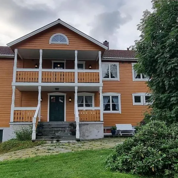 Apartment, Rekkedal Gjestegard - Sæbø, hotell i Ørsta