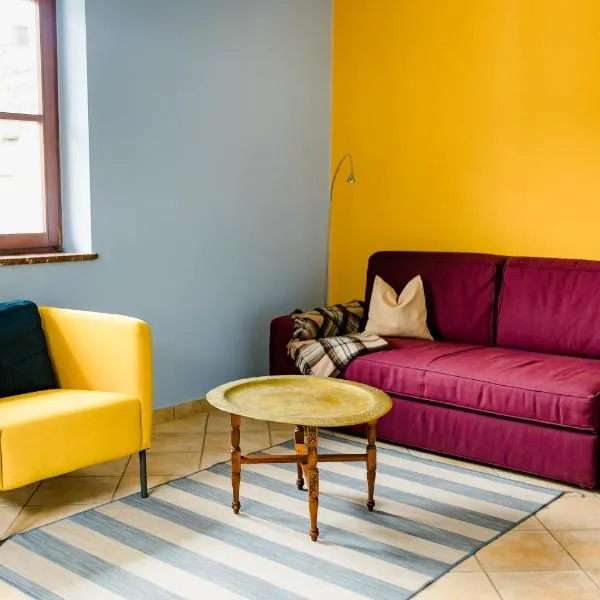 Tauglerei Appartement Enzian in den Zauberbergen, hotel in Sankt Koloman