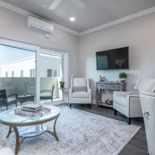4048 Stylish condo in Hillcrest Mission Hills, Hotel in San Diego
