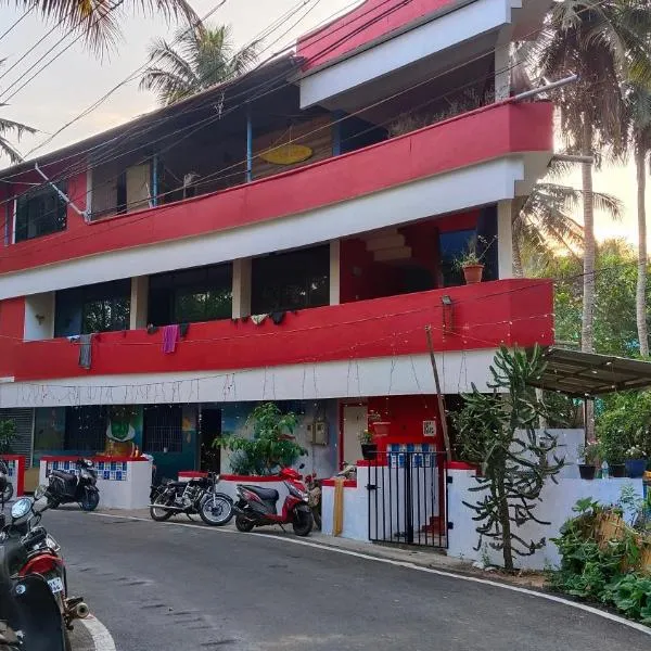 Abhi's cafe avaduthura kovalam, hotel in Kovalam