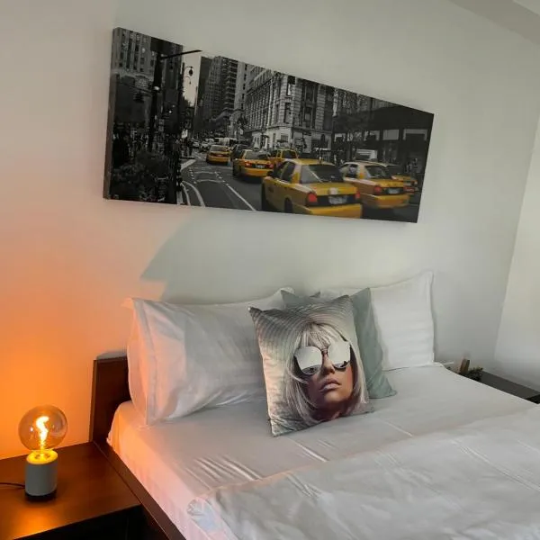Welcome to Bucharest Airport Residences & Therme-SELF CHECK-IN, hotel di Otopeni