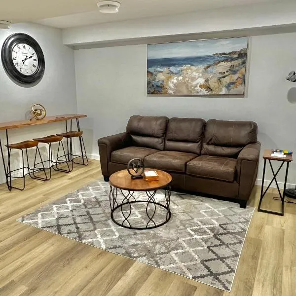 Vinash Luxury Suite, hotel in Edmonton