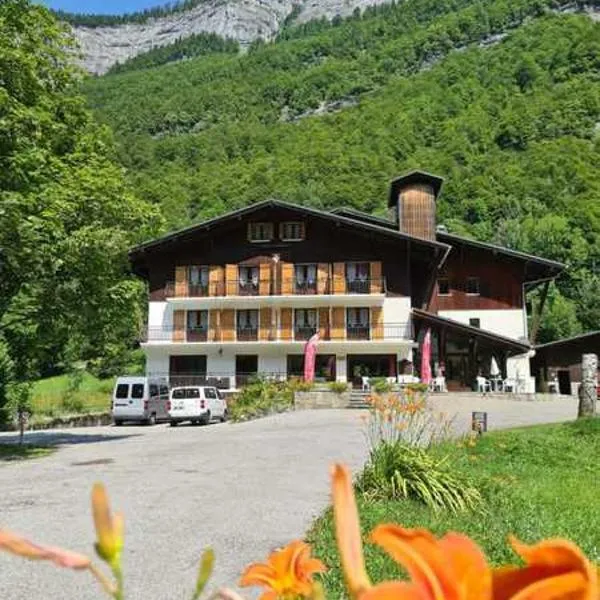 Hotel et centre de vacances Le Choucas, hôtel à Sixt-Fer-à-Cheval